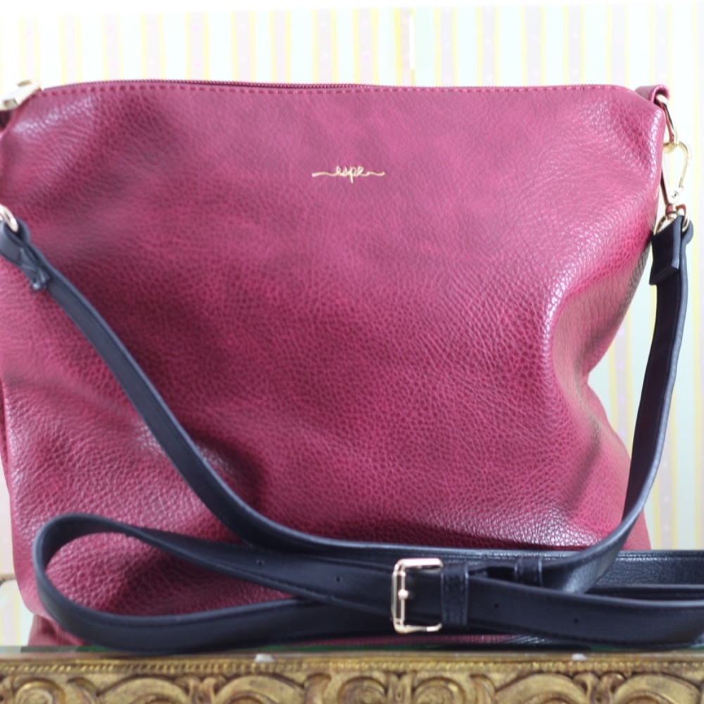 espe Vegan Purse in Rich Red